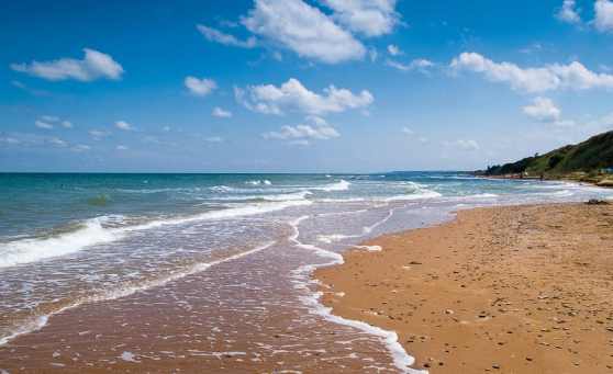 В Крыму заявили об изменении статуса Азовского моря