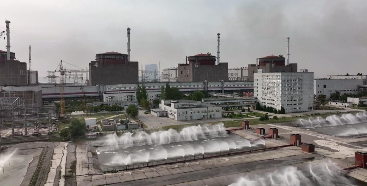 ВСУ продолжают обстреливать Энергодар