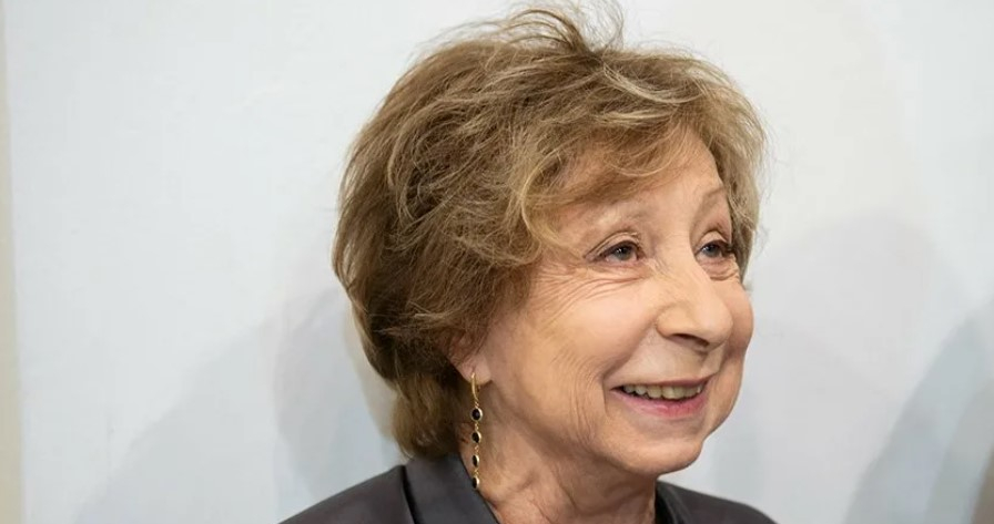 Актриса Лия Ахеджакова решила поставить на место своих коллег