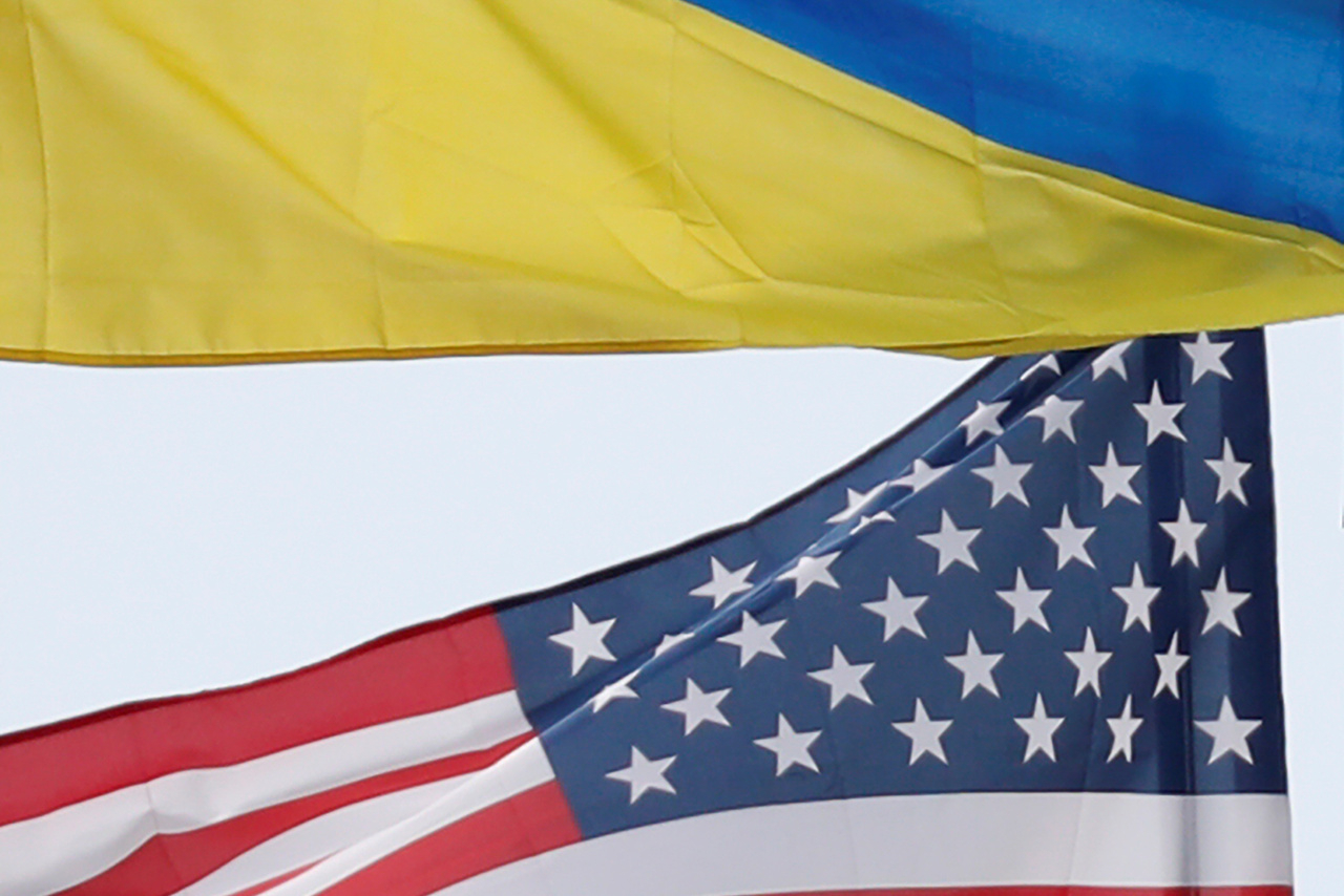 Член Совфеда Цеков: «Украина сегодня воюет за независимость США»