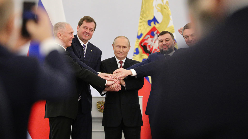 Минэкономразвития разработает госпрограмму для поддержки новых регионов России