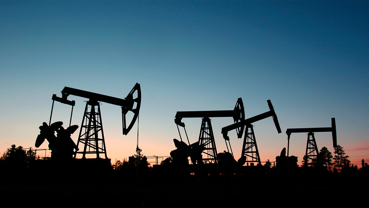 Белый дом: сокращение добычи нефти странами ОПЕК+ является «враждебным актом»
