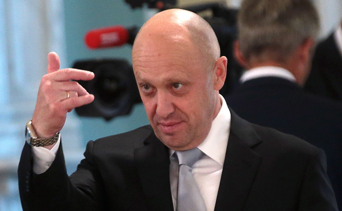 Пригожин выступил против отстранения военкоров с передовой