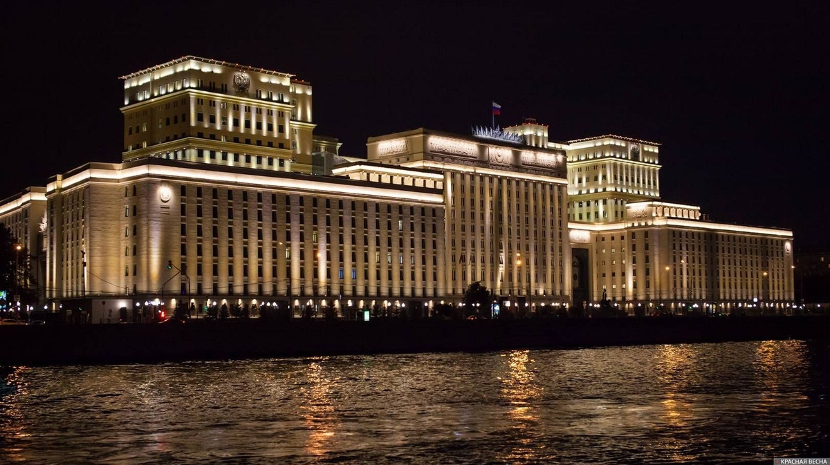 Минобороны: необходимости отменять новогодние мероприятия для поддержки ВС РФ нет