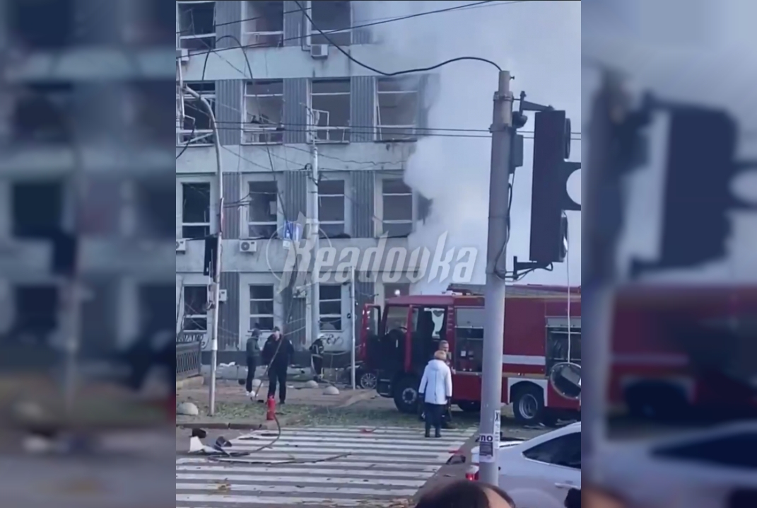 На место взрыва в Киеве спустя сорок минут приехала скорая помощь