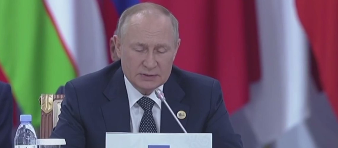 Владимир Путин: Россия делает все для формирования системы равной и неделимой безопасности