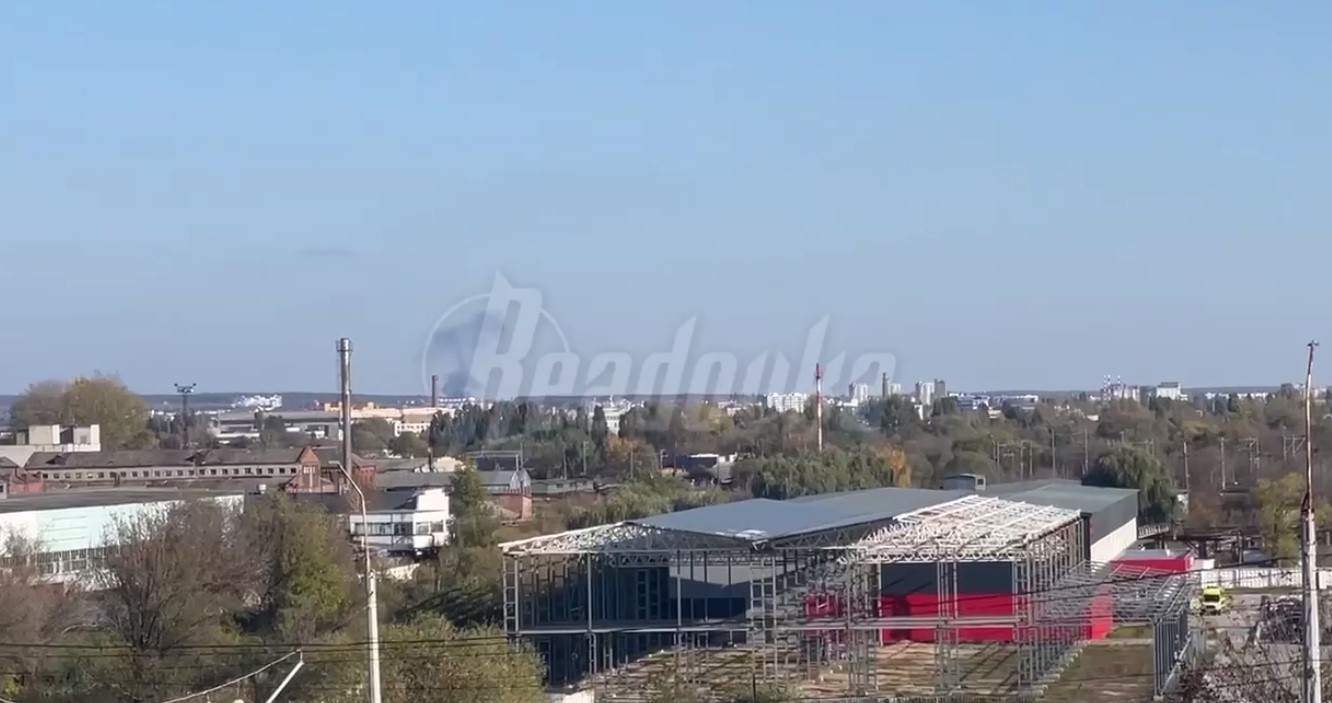 Появляются кадры с дымом из Белгорода