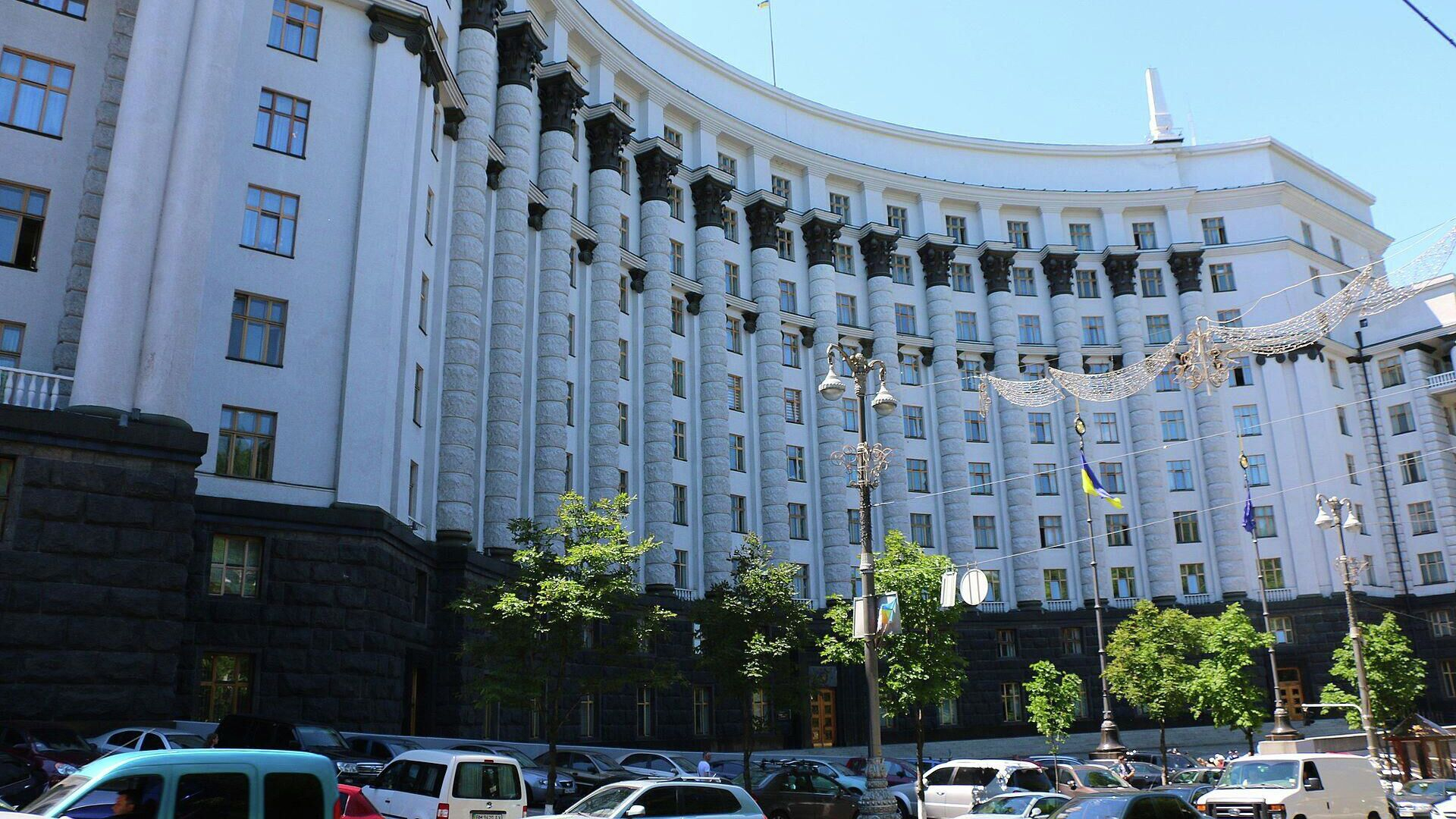 Антикризисные решения по-украински: Киев запустил интернет-продажу дров