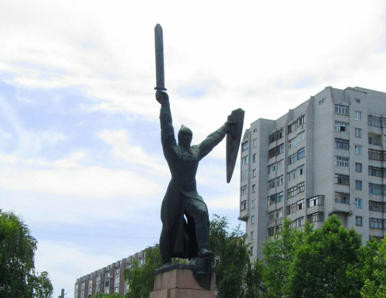 Причиной сильного взрыва в Николаеве мог стать подрыв памятника «Солдатам правопорядка»