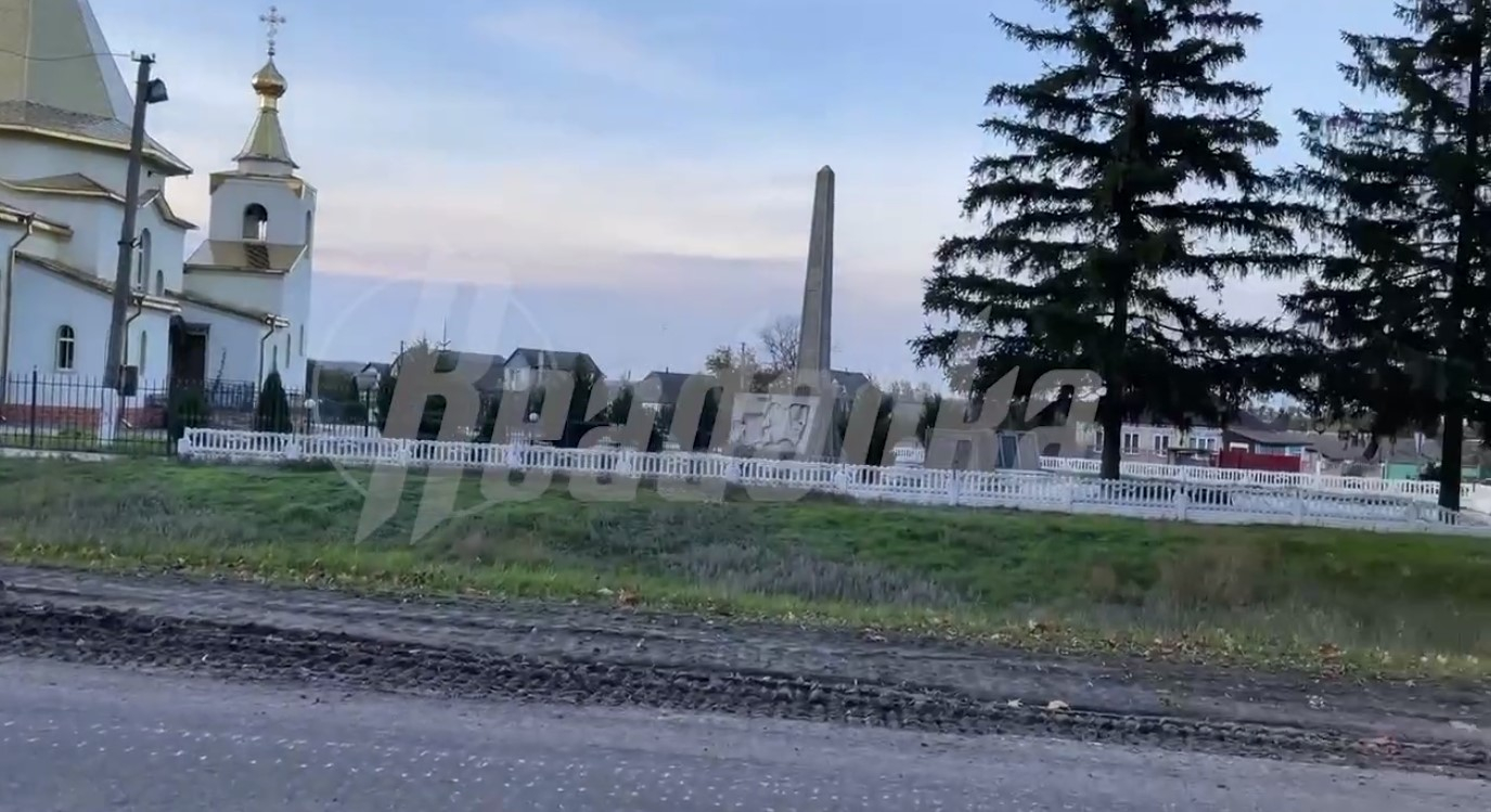 В Харьковскую область, села которой ВСУ продолжают обстреливать, доставили гумпомощь