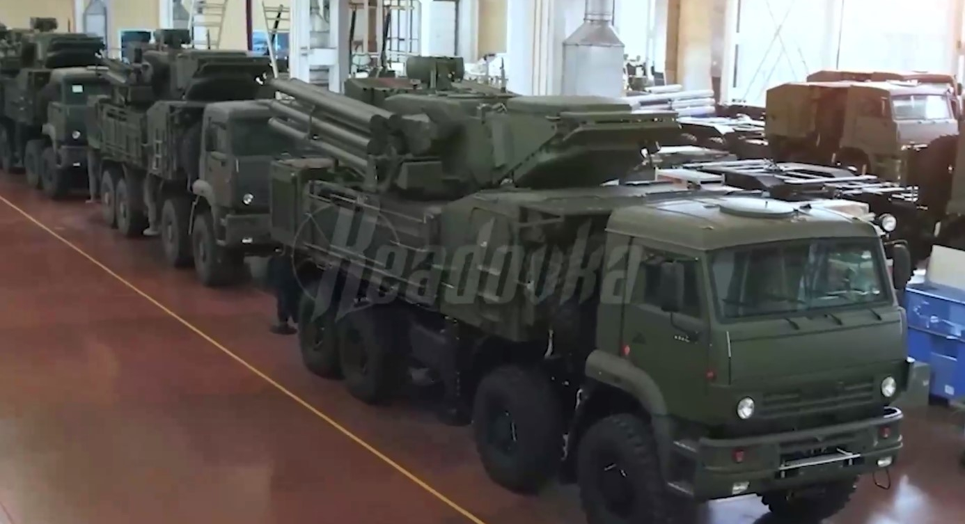 Тульские оружейники ударно производят вооружение для русской армии