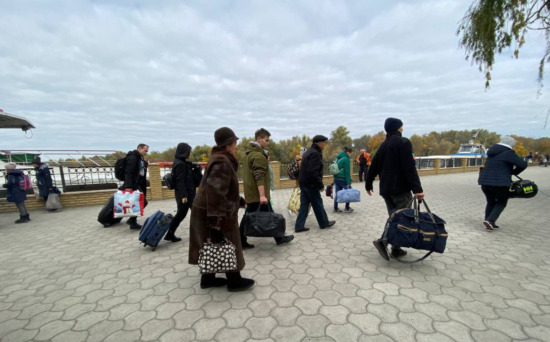 В Херсоне продолжается эвакуация гражданского населения