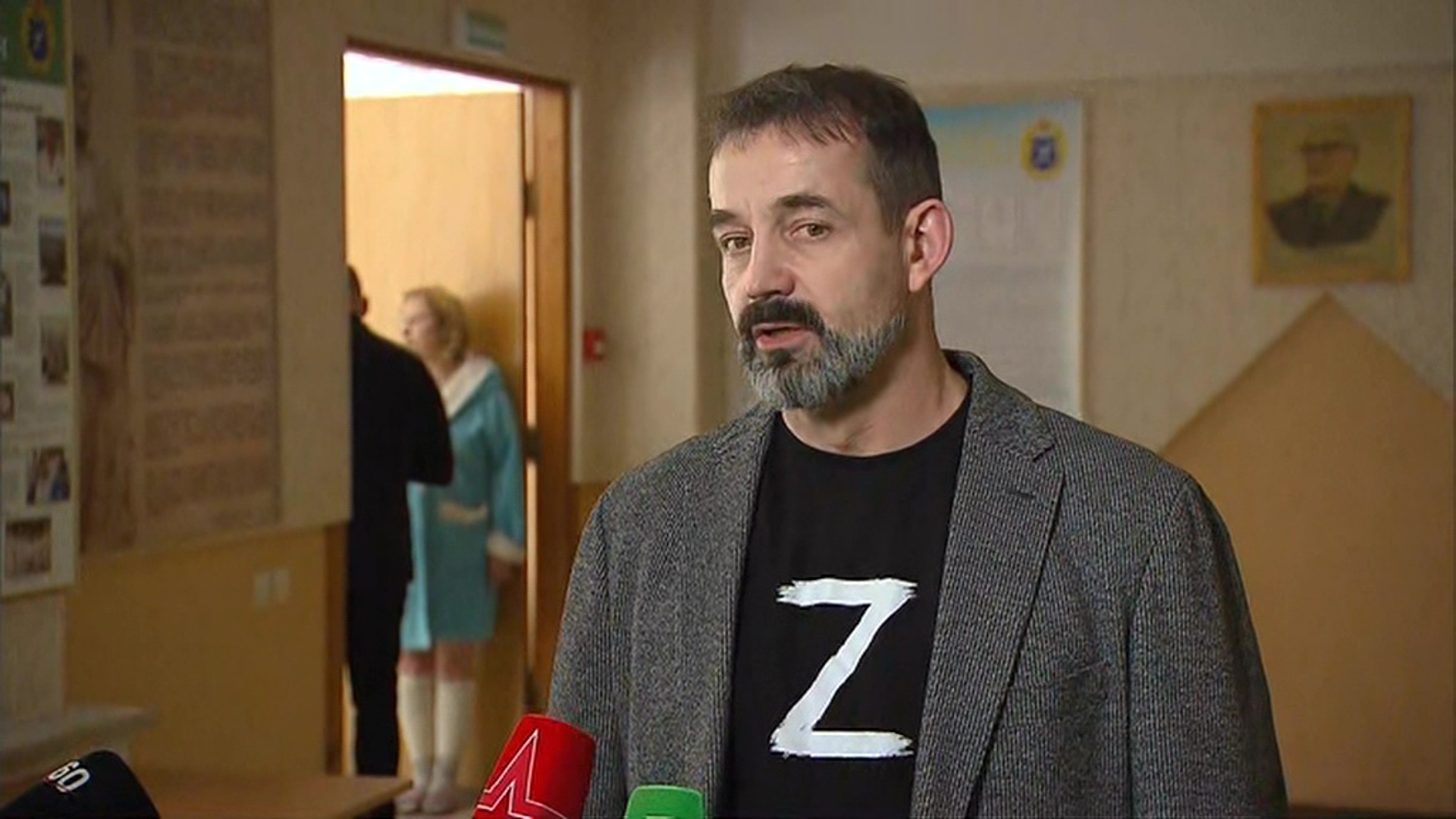 Дмитрий Певцов не оценил новую песню Андрея Макаревича про Россию