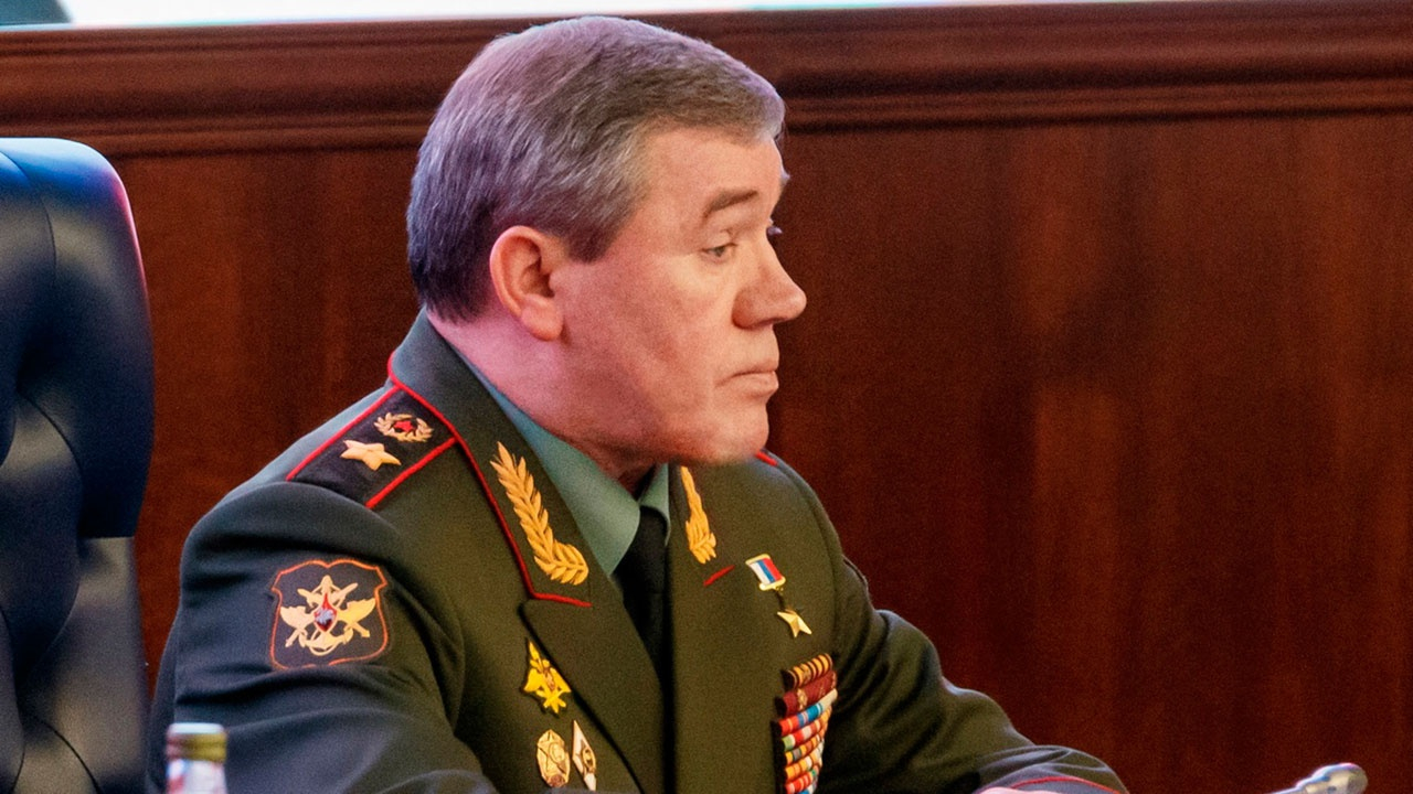 Главы Генштабов России и Великобритании провели телефонный разговор