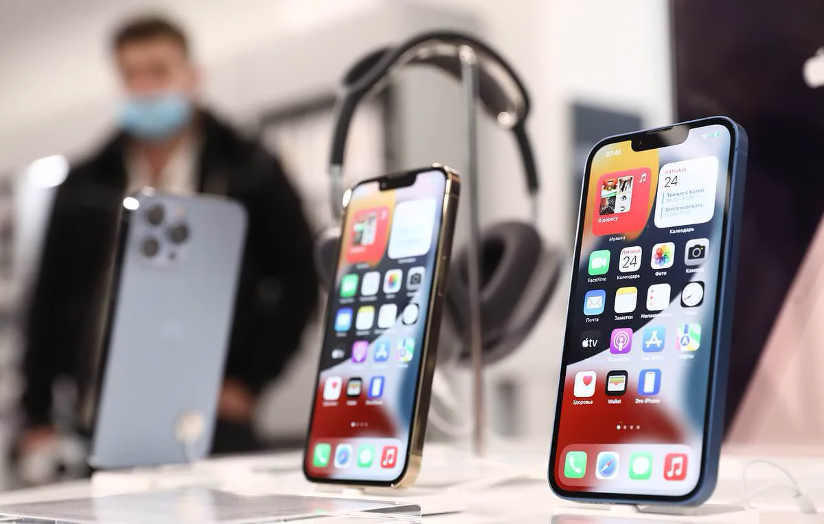 В России замечен прирост iPhone со сторонним функционалом