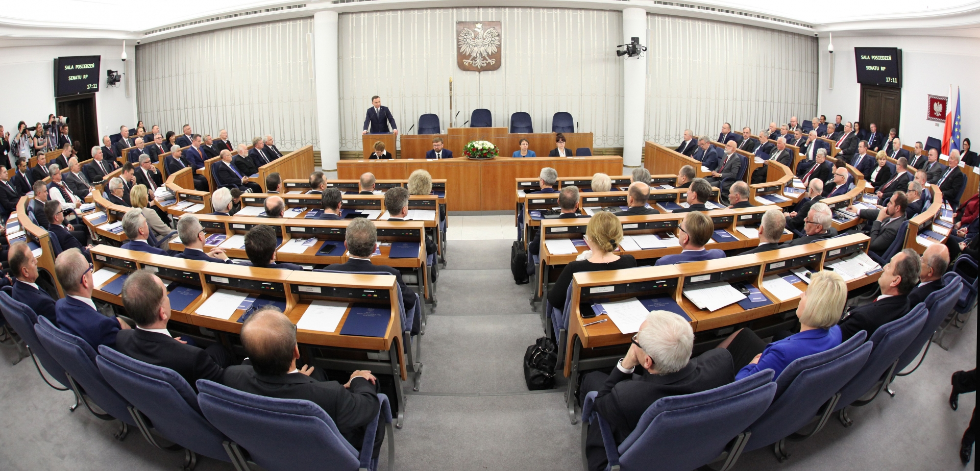 Сенат Польши принял резолюцию о признании властей РФ «террористическим режимом»