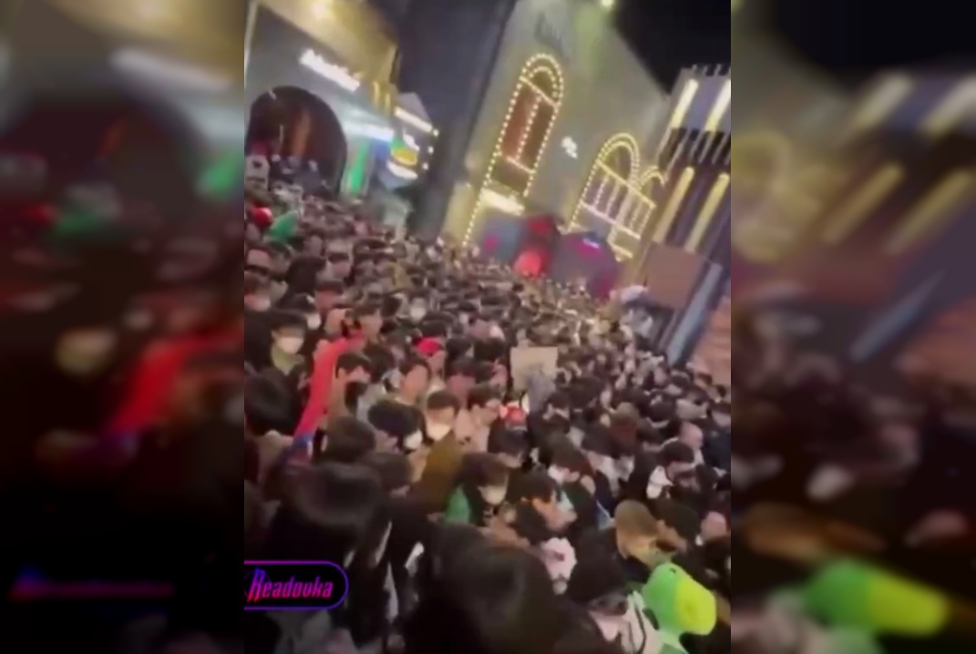 Количество жертв в Сеуле на вечеринке в честь Хэллоуина продолжает расти