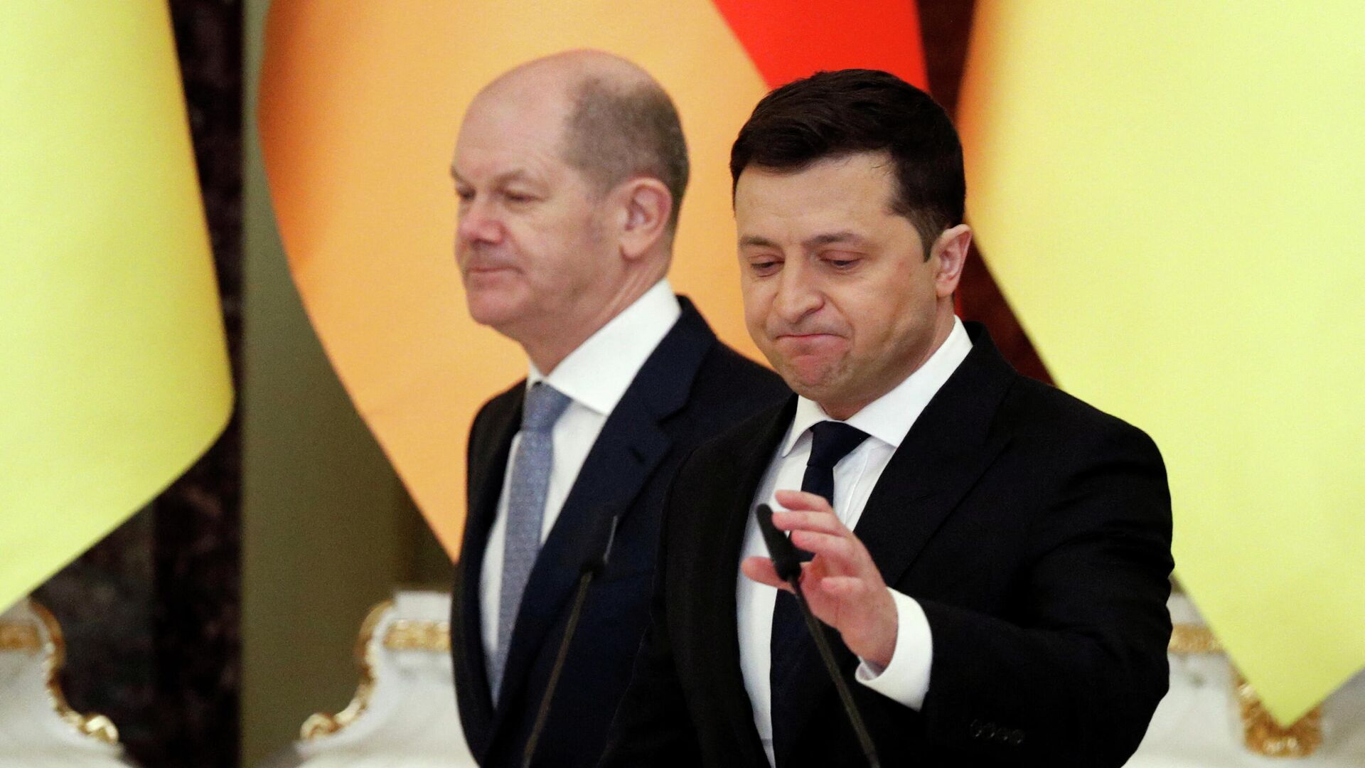 Зеленский провел разговор с Шольцем