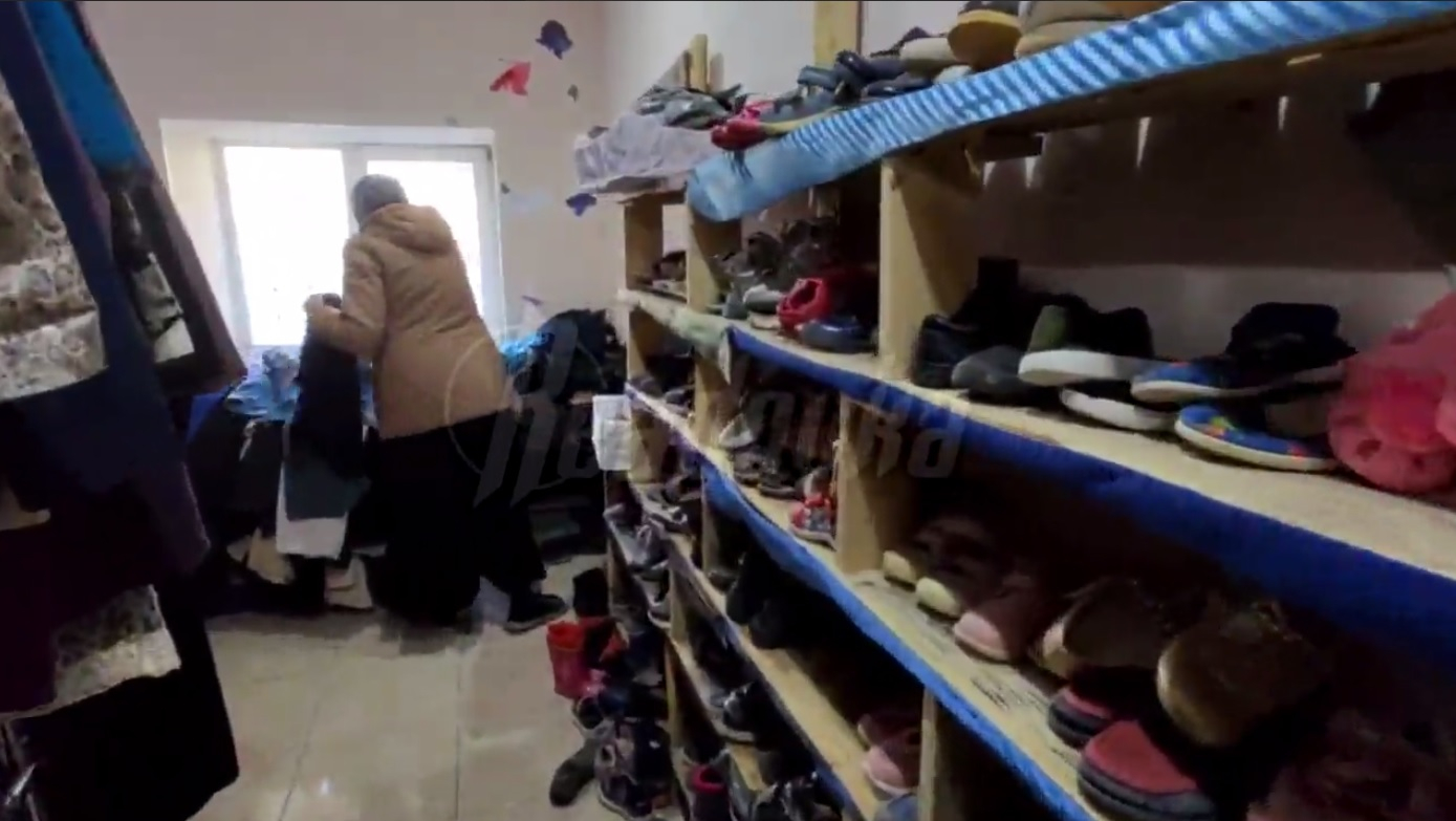 Севастопольцы организовали пункт помощи беженцам