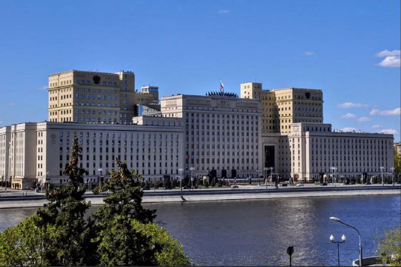 В Минобороны РФ сообщили о возвращении 107 военных домой из украинского плена