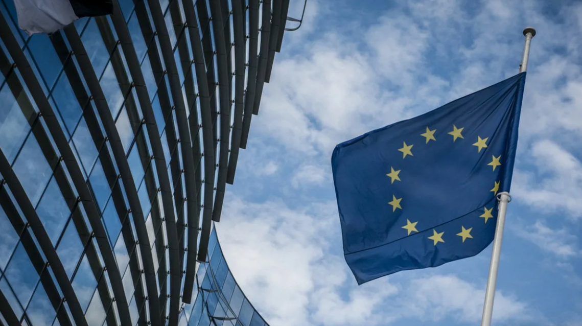 ЕС пообещал Украине предоставить помощь на 18 млрд евро