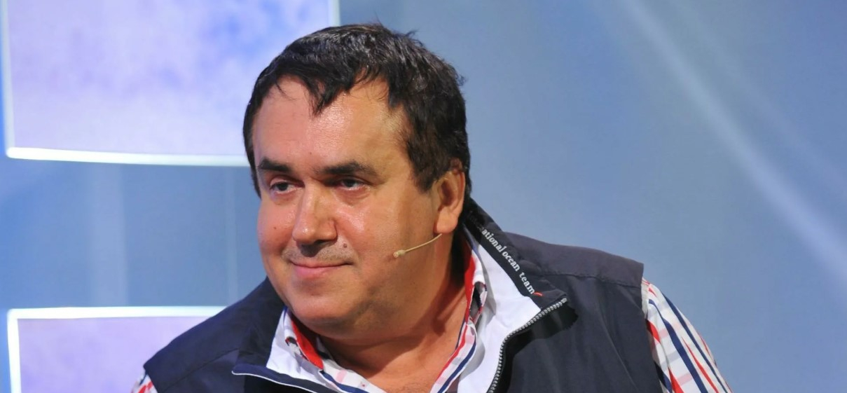 Директор театра имени Вахтангова Кирилл Крок заявил, что Садальский распространяет фейки