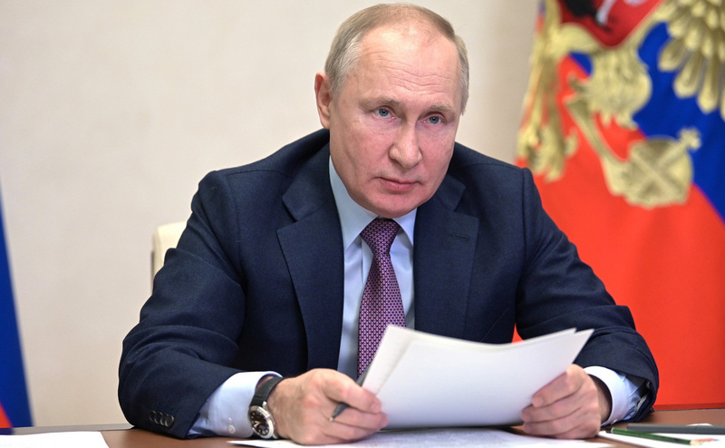 Путин: «Банки кровь пьют из людей прямо до гробовой доски»