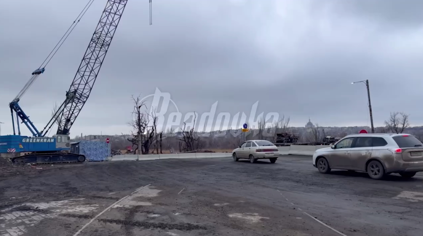 В Мариуполе восстановили мост между Левобережным и Кальмиусским районами