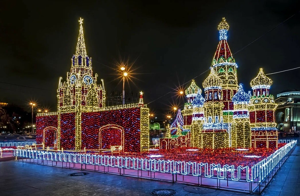 Эксперты рассказали, почему так важно украсить столицу России к Новому году