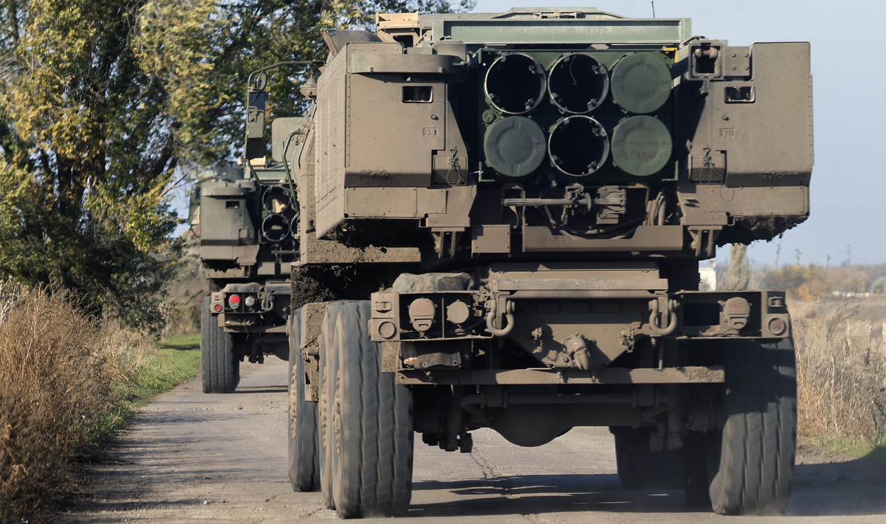 В пакет военной помощи Украине войдут боеприпасы для комплексов NASAMS и РСЗО HIMARS