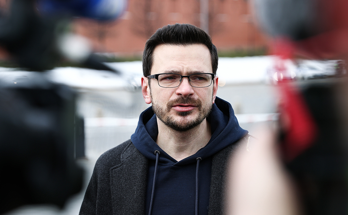 Суд продлил арест Илье Яшину, обвиняемому в дискредитации ВС РФ