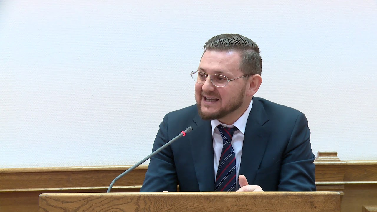 Глава Махачкалы Салман Дадаев подает в отставку