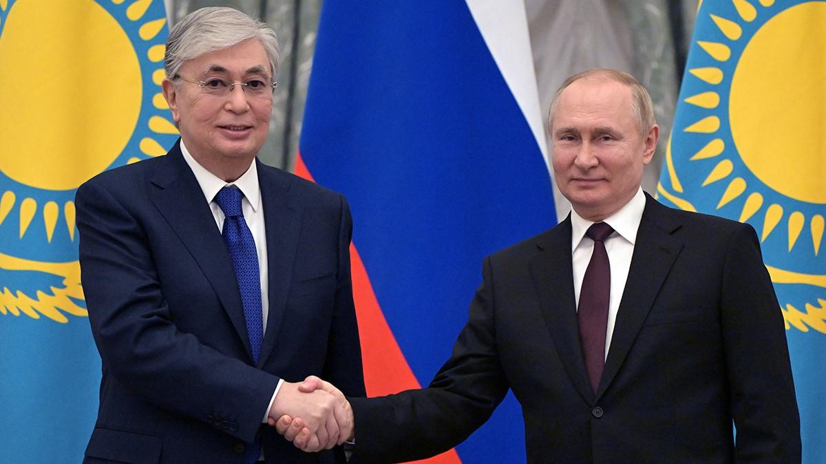 Путин и Токаев подписали декларацию по случаю 30-летия сотрудничества России и Казахстана