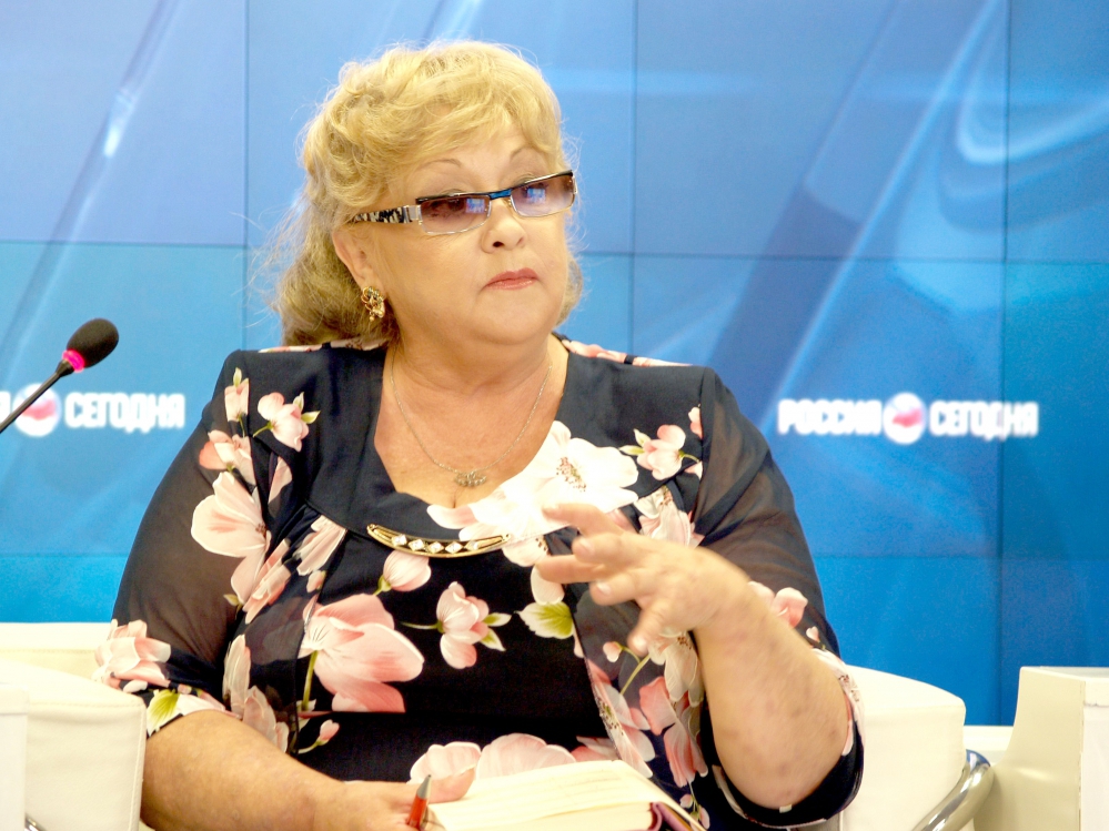 Елена Проклова поддержала Татьяну Клюеву, которая судится с сыном из-за квартиры
