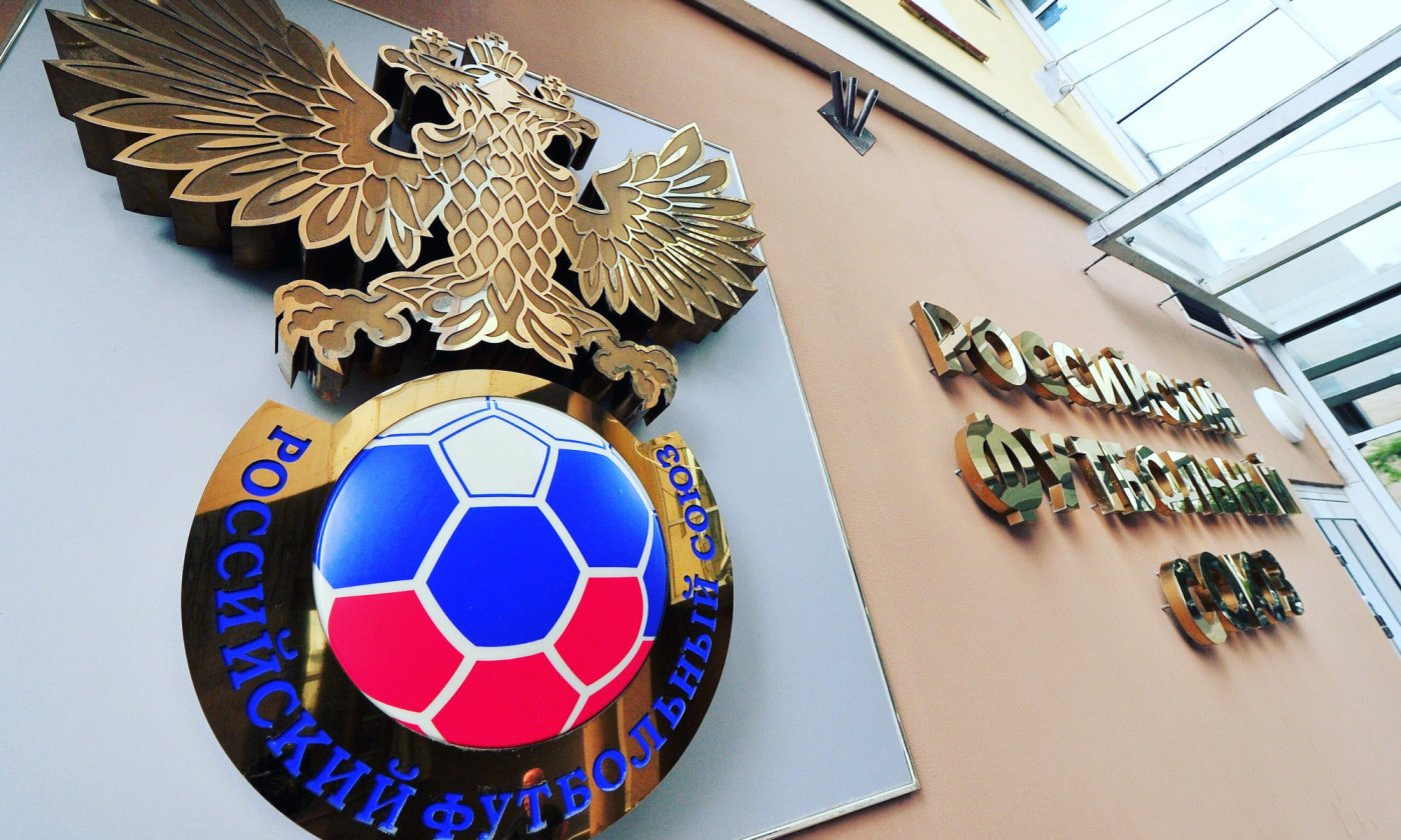 Футболистов, учинивших драку во время игры Клуба России, дисквалифицируют