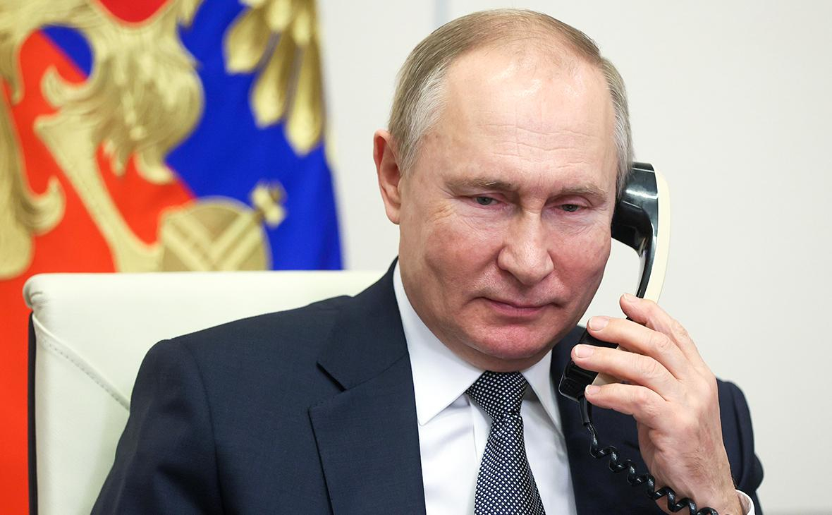Владимир Путин провел телефонный разговор с Шольцем