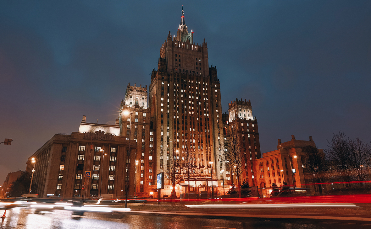 МИД РФ: между Москвой и Киевом нет переговоров по вопросу зоны безопасности вокруг ЗАЭС