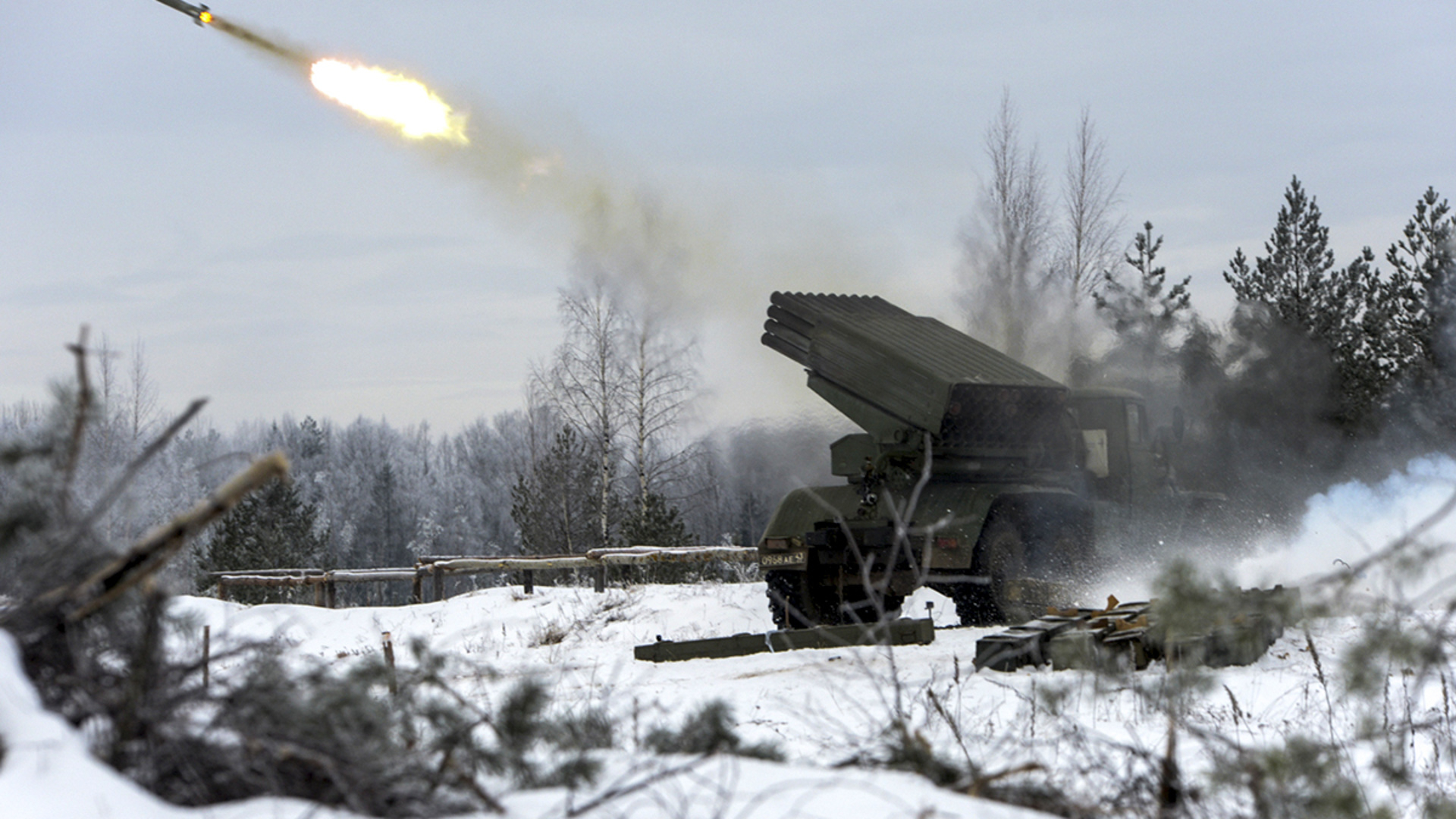 Разрушения, кровь, жертвы – именно так украинские боевики отметили день ВСУ
