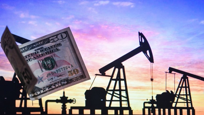 Цена британской марки нефти Brent опустилась ниже 76 долларов за баррель