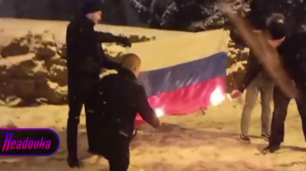 Бастрыкин поручил СК РФ начать проверку из-за надругательства над флагом России в Хельсинки