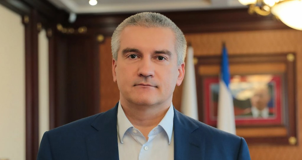 Над Симферополем сработали системы ПВО