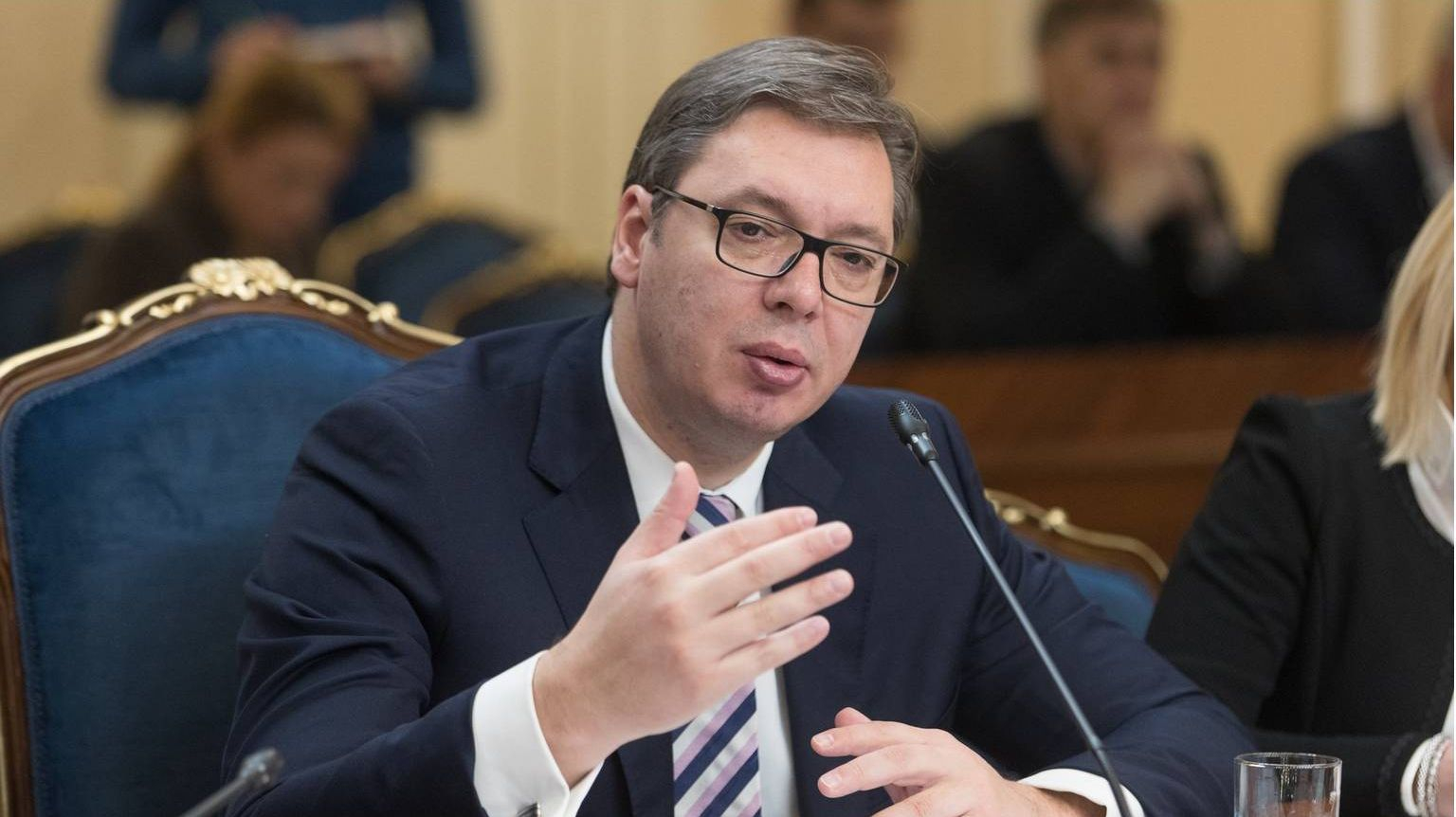 Вучич призвал сербов и албанцев в Косове и Метохии сохранить мир