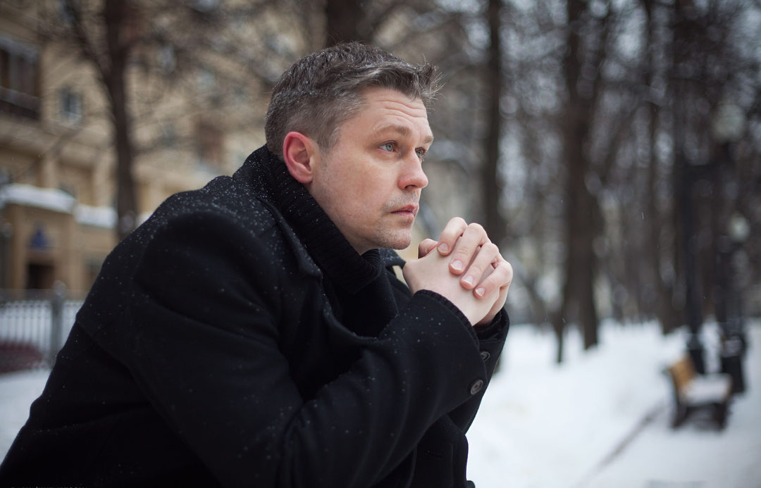 «Многое перепробовал»: что стало с Денисом из «Глухаря»