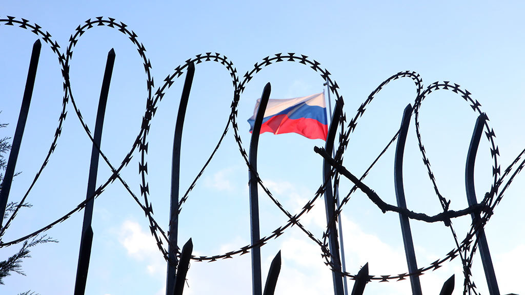 Совет Евросоюза утвердил девятый пакет санкций против России