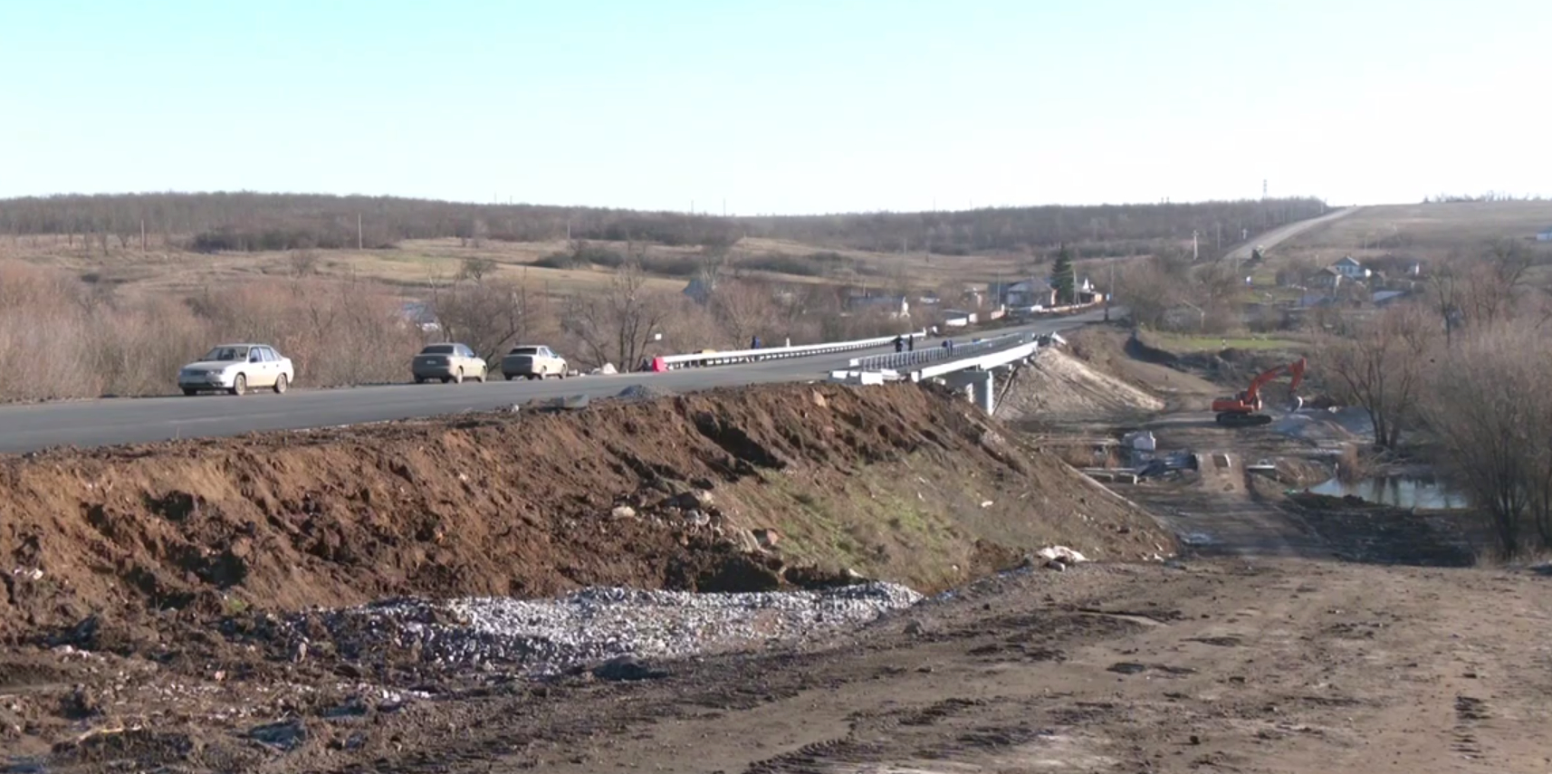 В ДНР восстановили автомобильное движение по семи мостам