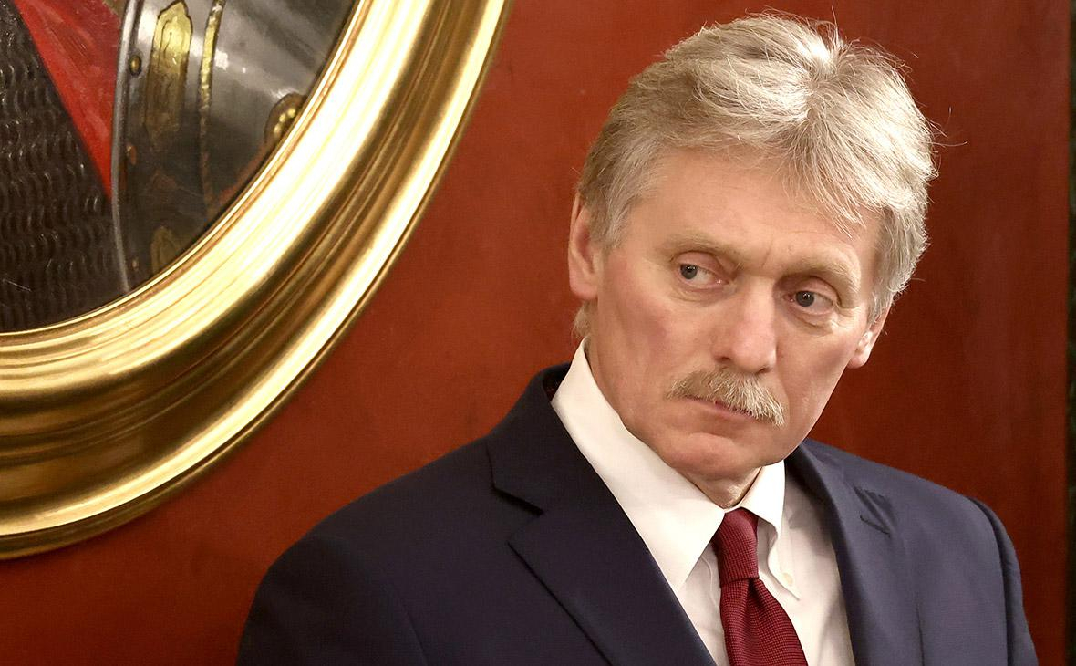 Песков: ограничение на поставки нефти будет распространяться на действующие контракты