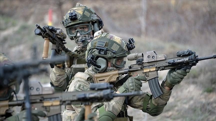 ВС Турции находятся в Сирии, потому что треть страны контролируется террористами