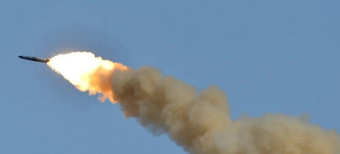 КНДР запустила еще одну баллистическую ракету