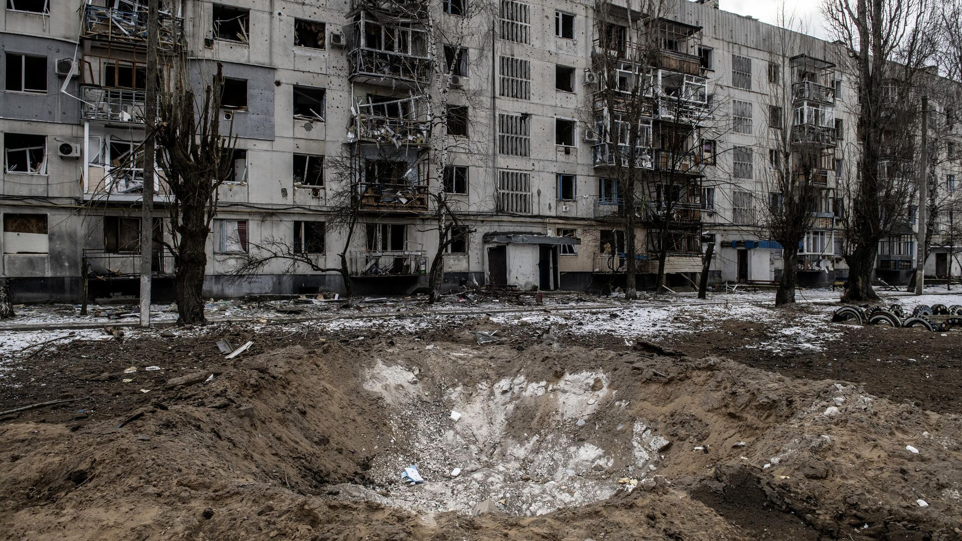 Боевики ВСУ обстреляли Рубежное в ЛНР