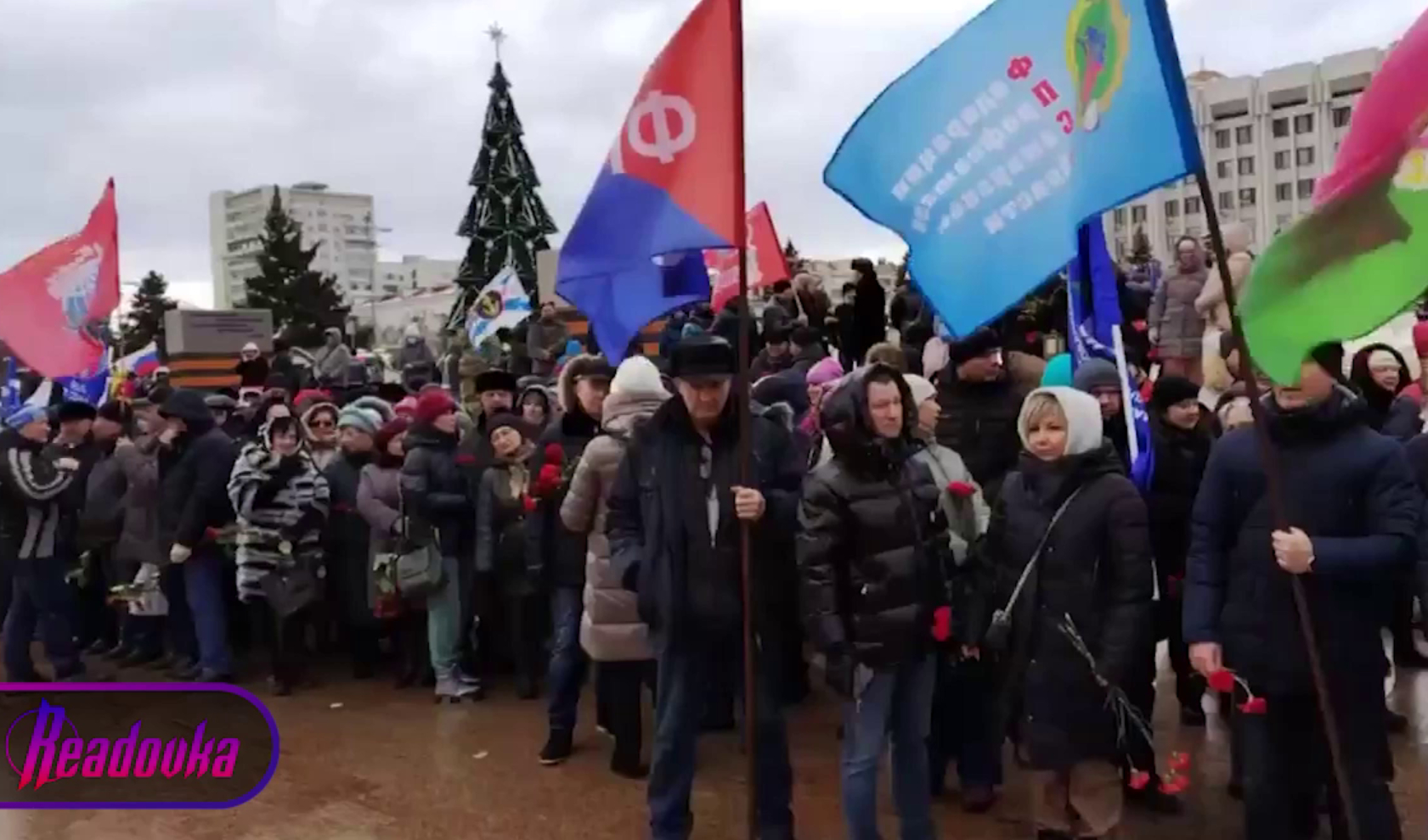 Самарцы провели траурный митинг в память о погибших солдатах в Макеевке